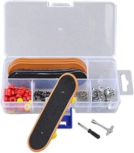 5pcs / Set Mini Finger Skateboard Board Deck Game Toys